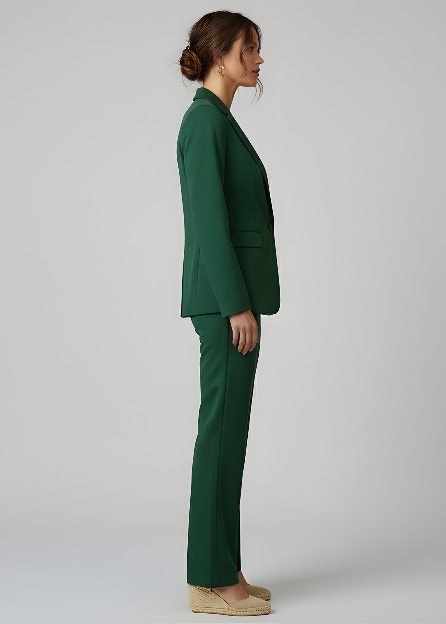 Notch Lapel Suit in Bottle Green