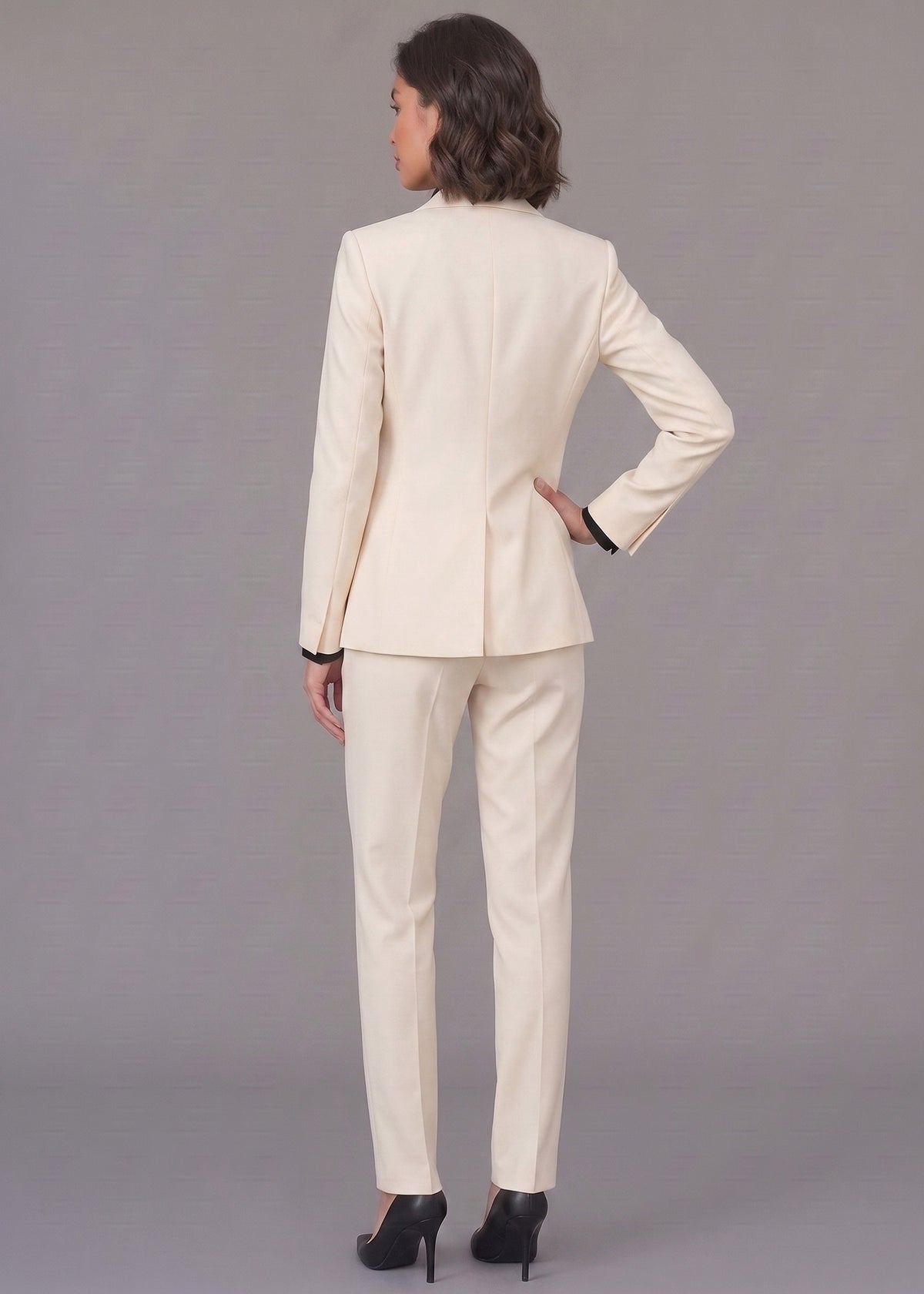 Soho Notch Lapel Suit in Beige