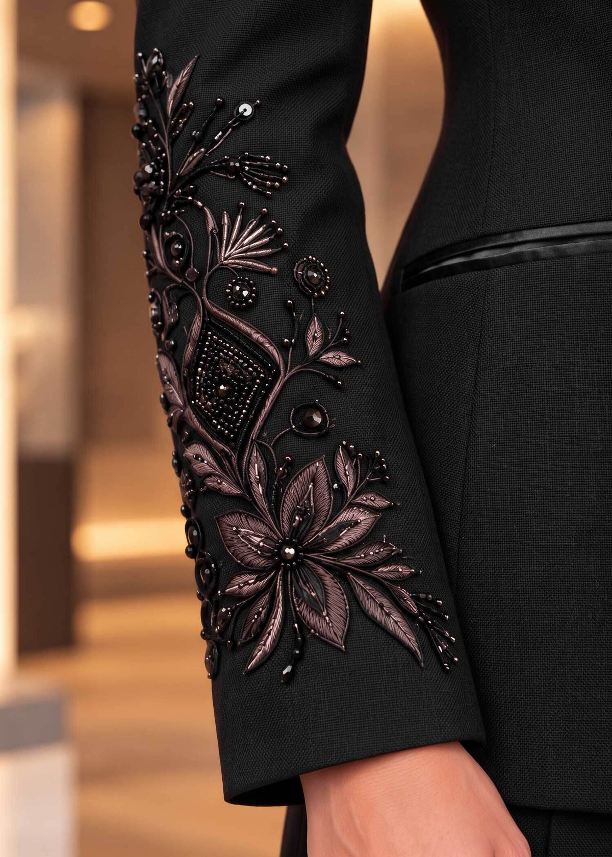 Embroidered Peak Lapel Tuxedo Suit