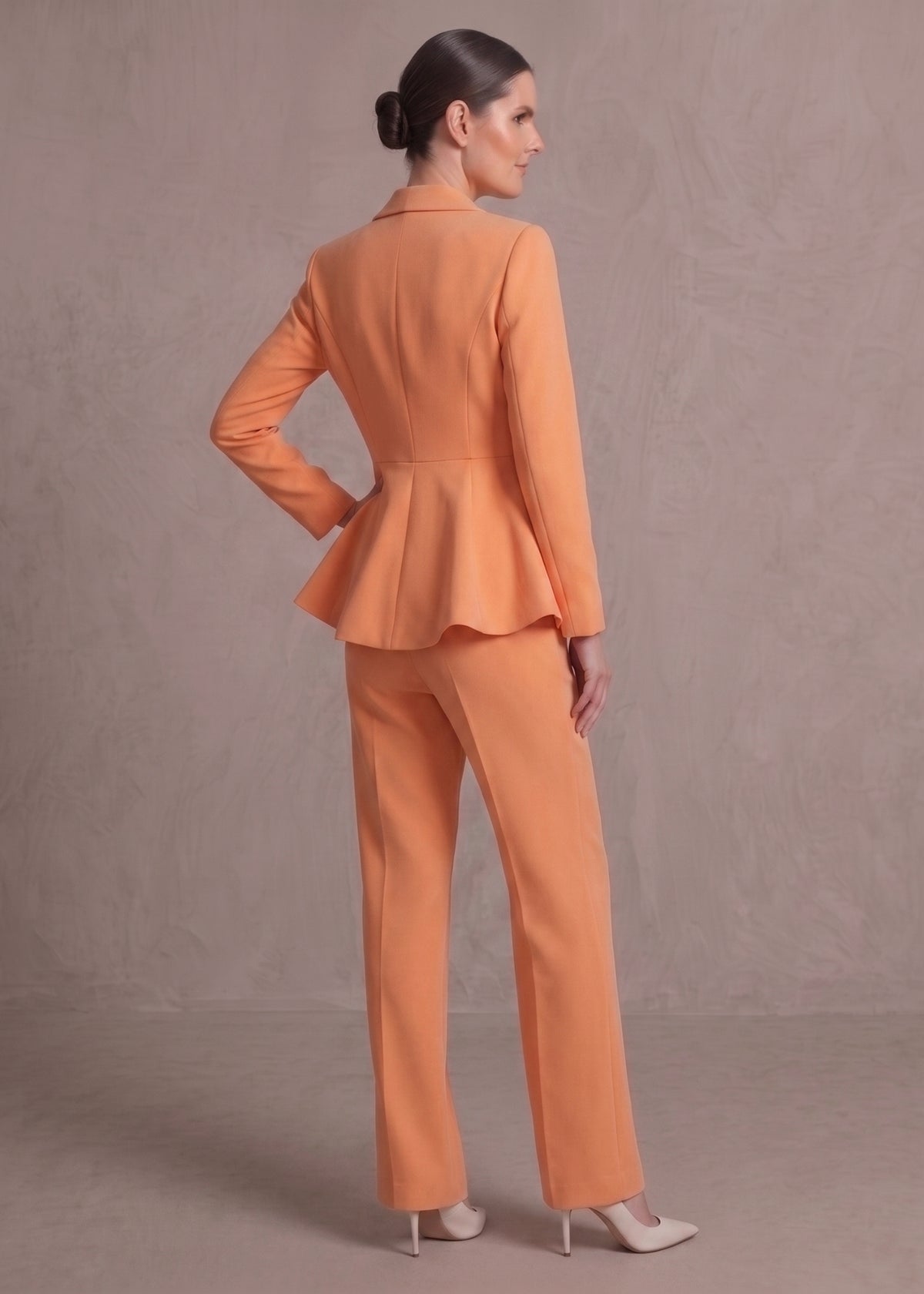 Notch Lapel Business Look Suit 