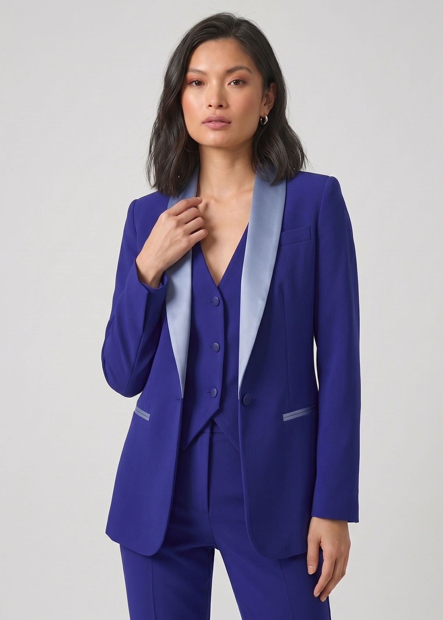 Luxury Formal Wear Tuxedo in Ink Blue
