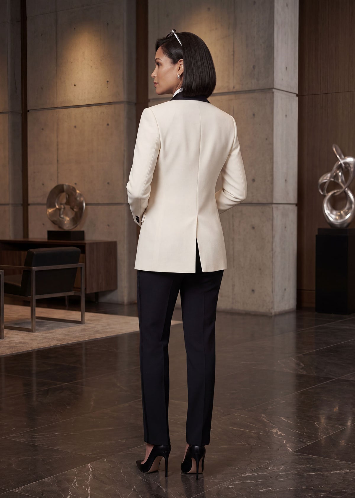 Noira Contrast Wide Lapel Tuxedo Jacket