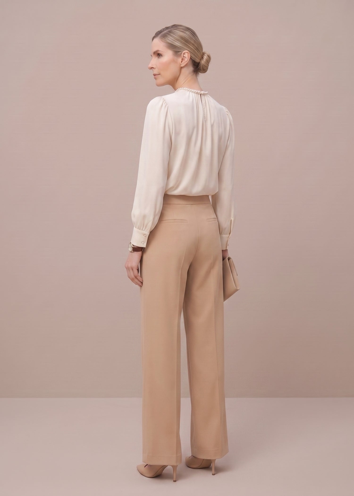 Off White Long Puffed Sleeves Top