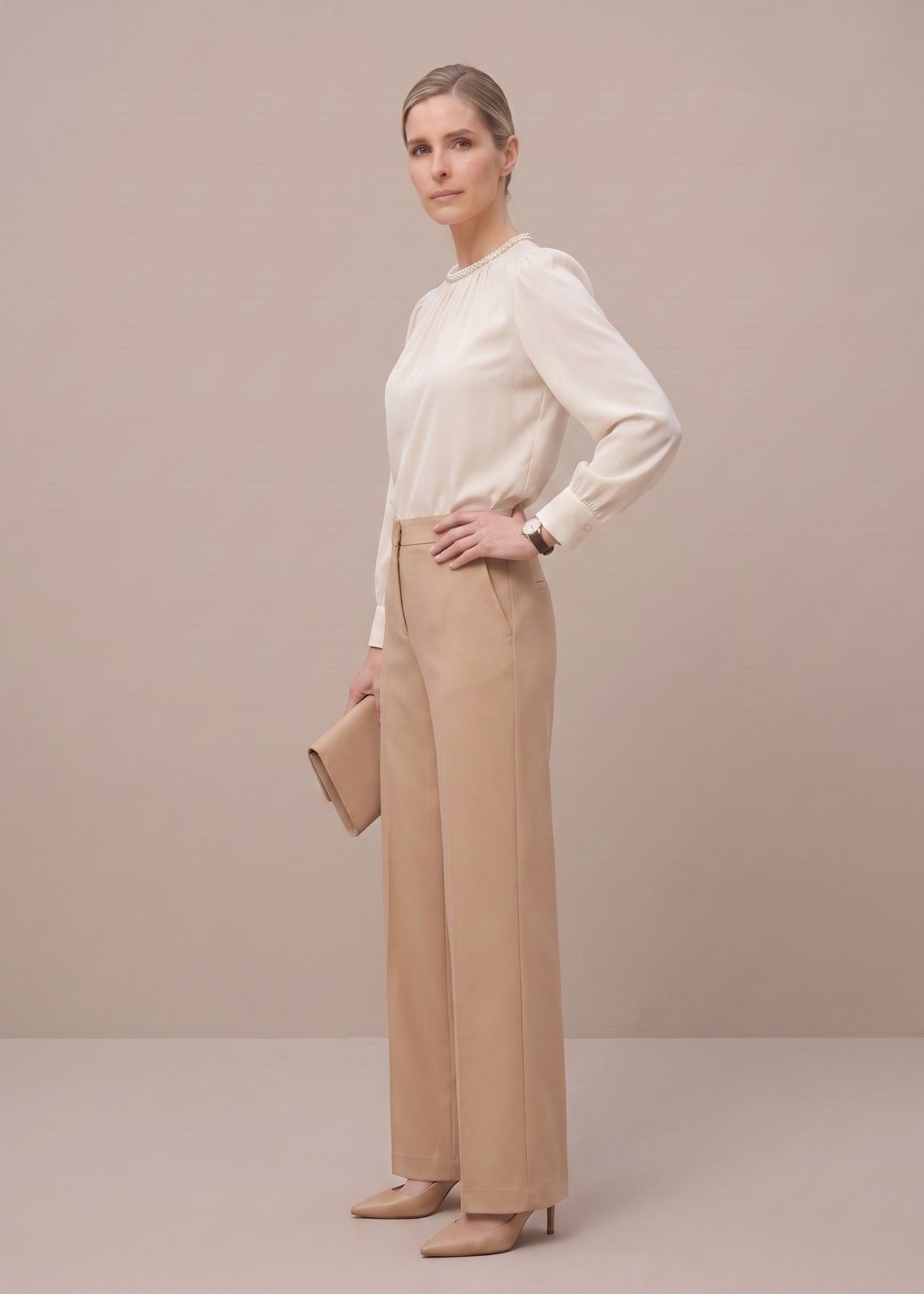 Off White Long Puffed Sleeves Top