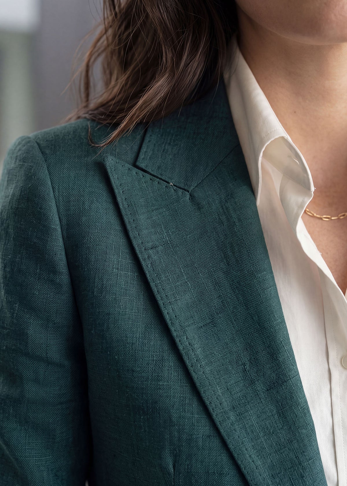 Peak_Lapel_Suit