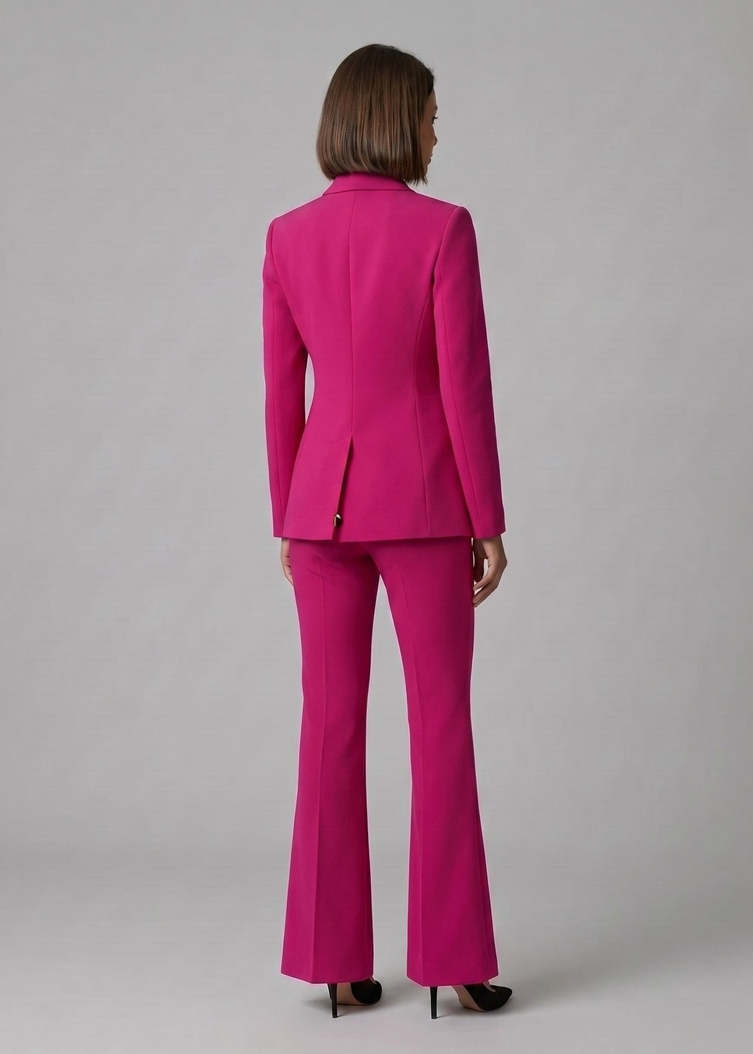 Peak_Lapel_Suit_for_Women_ab3941a1