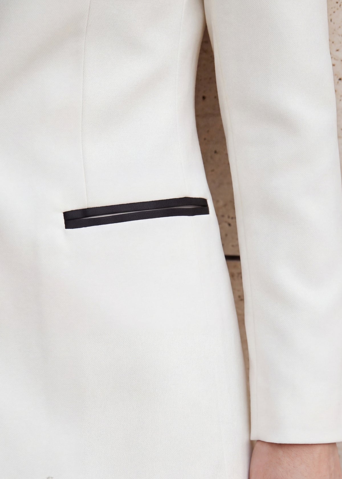 Serenne Single Button Shawl Lapel Tuxedo