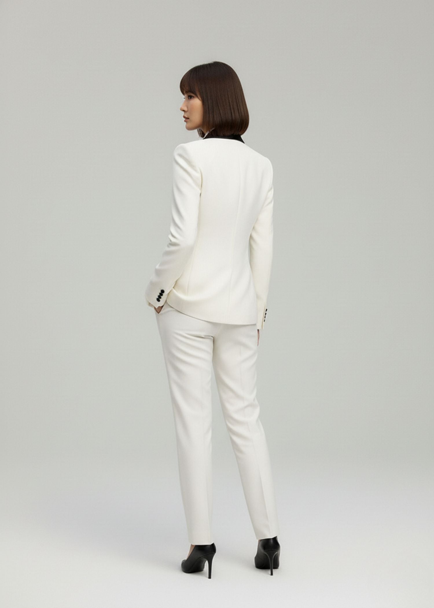 Serenne Single Button Shawl Lapel Tuxedo
