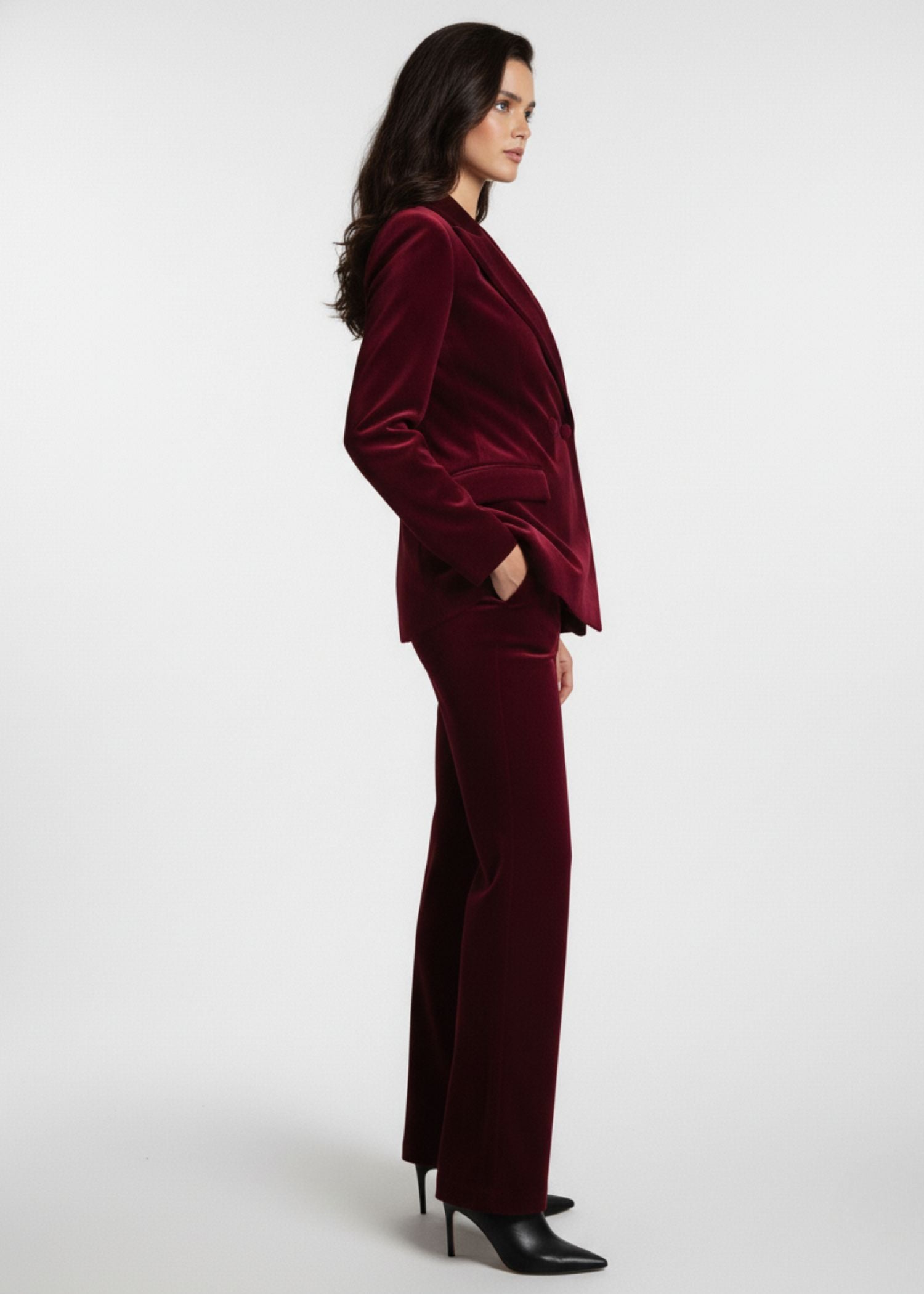 Vesper Maroon Peak Lapel Suit 