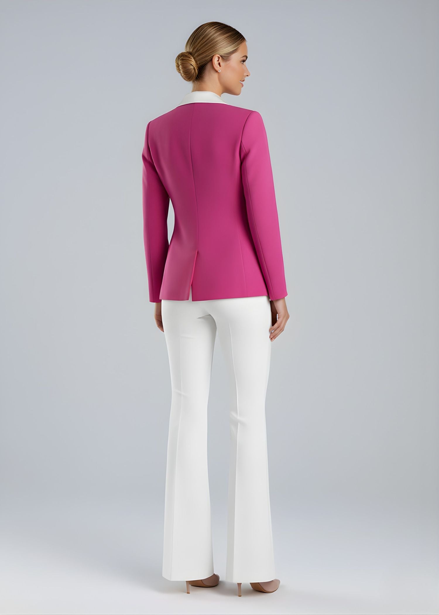 contrast Peak lapel tuxedo