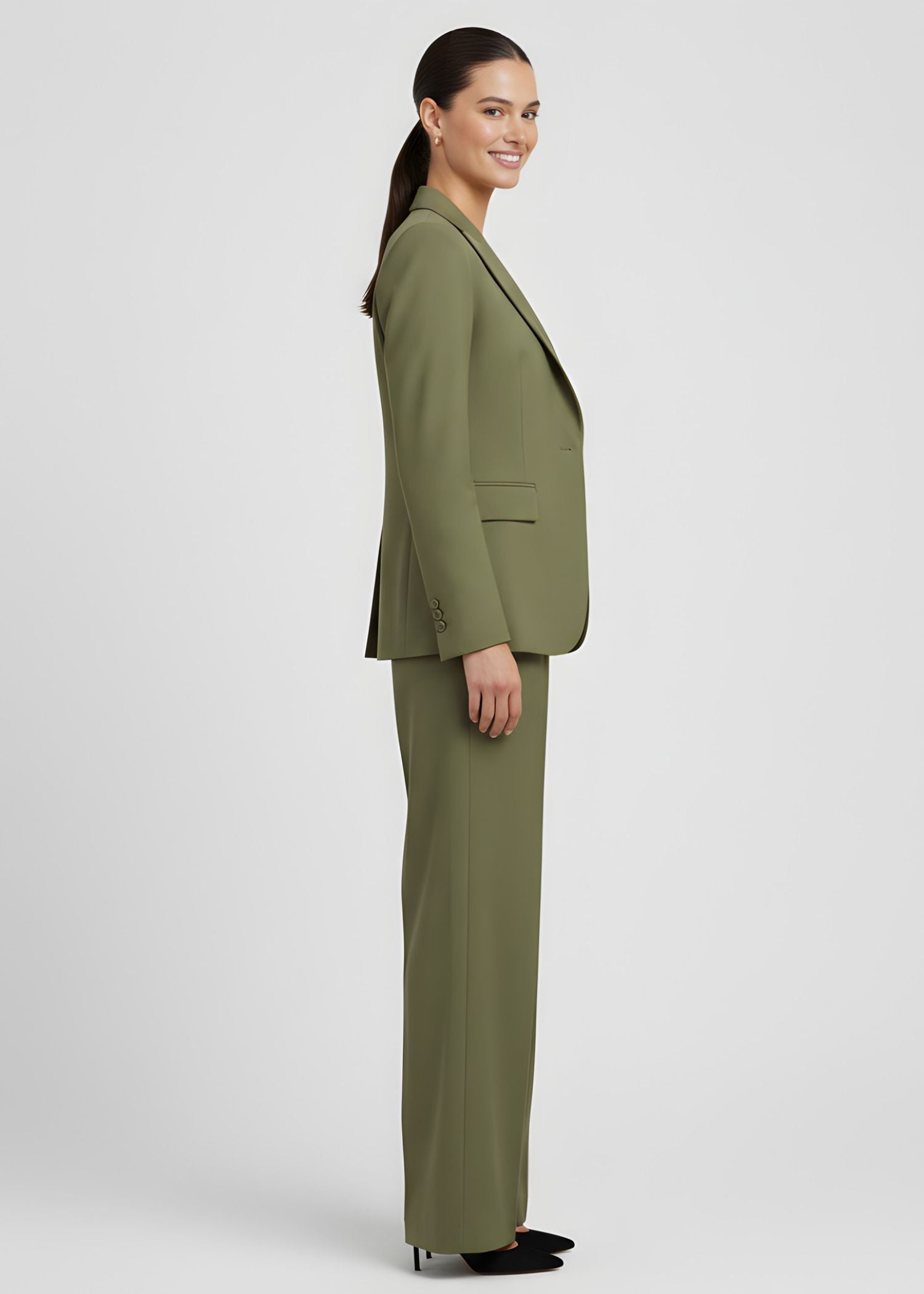 Single Breasted Suit in Green