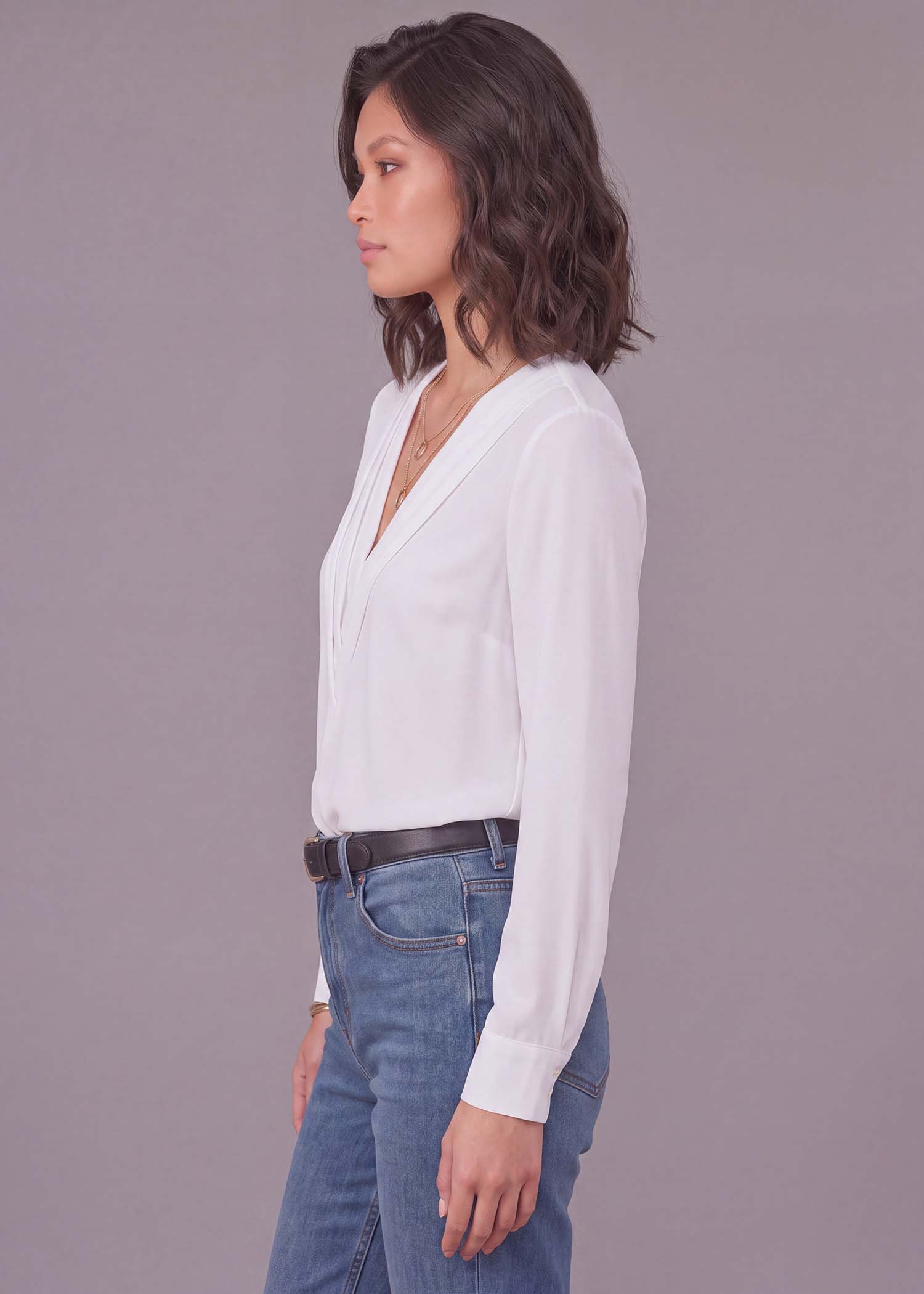 white_Long-sleeve_Layered_V-neck_Top